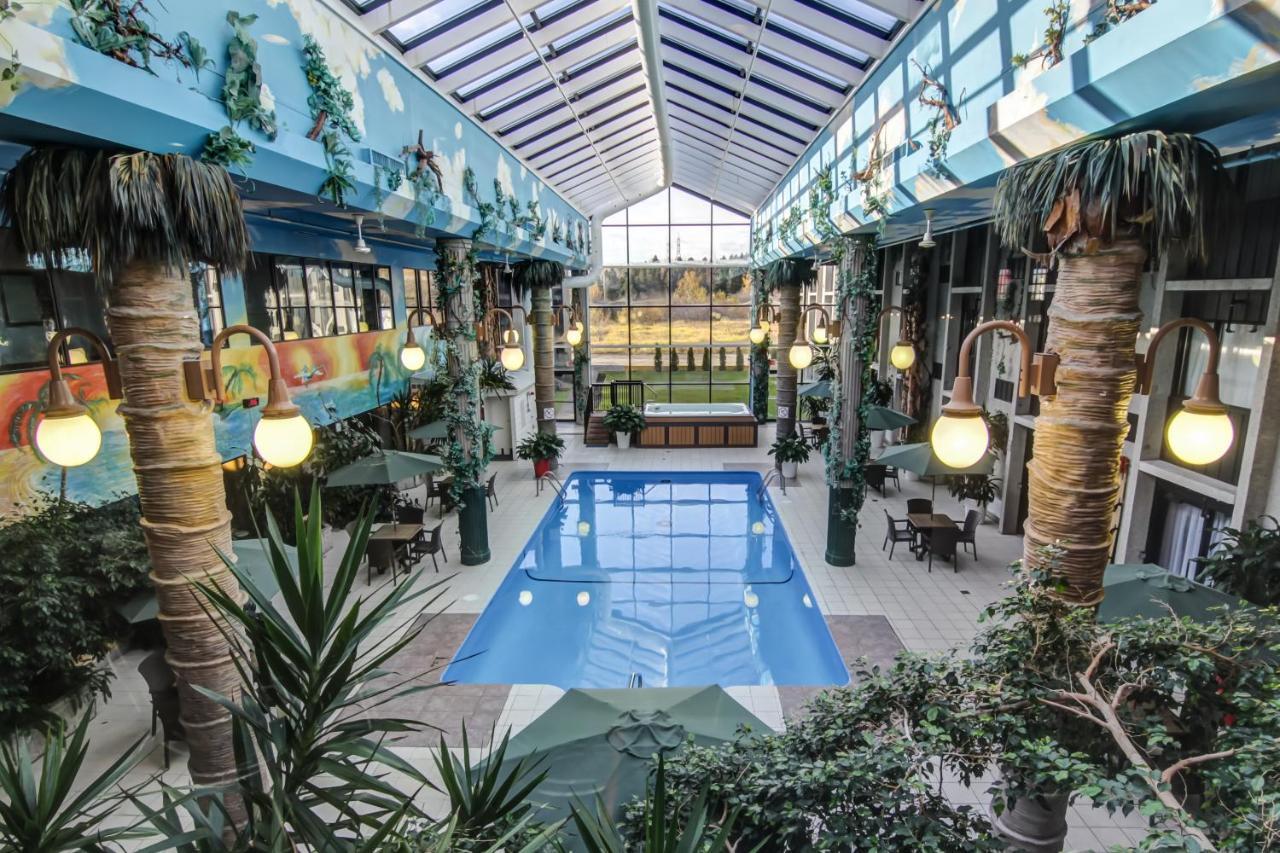 La Sagueneenne - Hotel Et Centre De Congres Chicoutimi Exteriér fotografie
